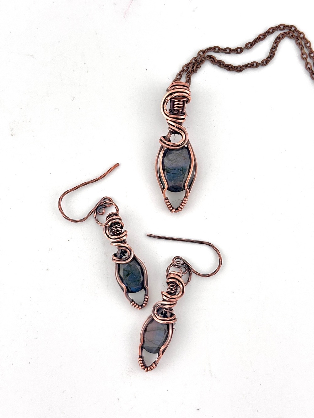 HANDMADE Labradorite Copper Wire Wrapped Pendant Necklace and Earrings Set